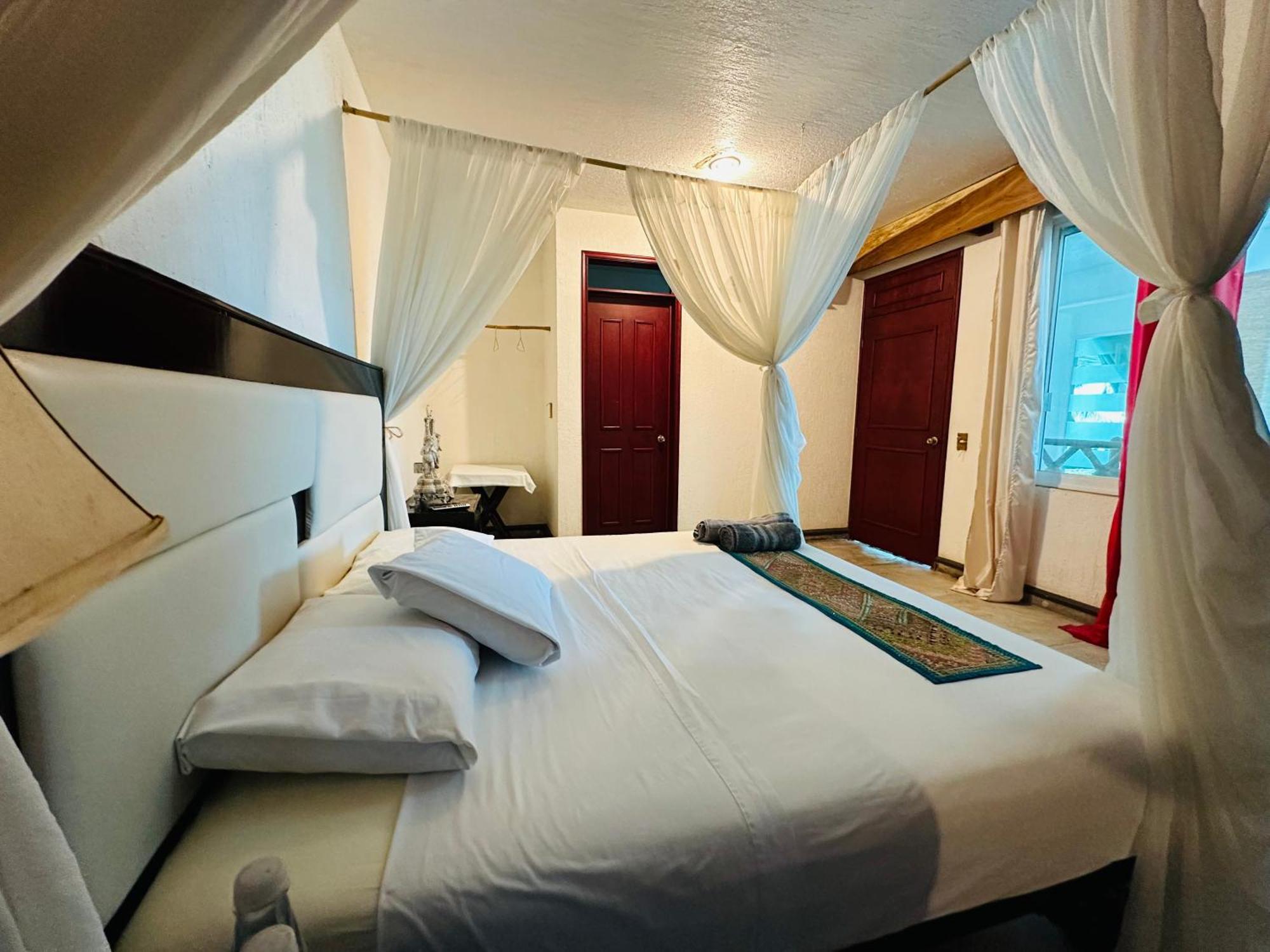 Hotel Boutique Punta Jamaica Акапулко Екстериор снимка